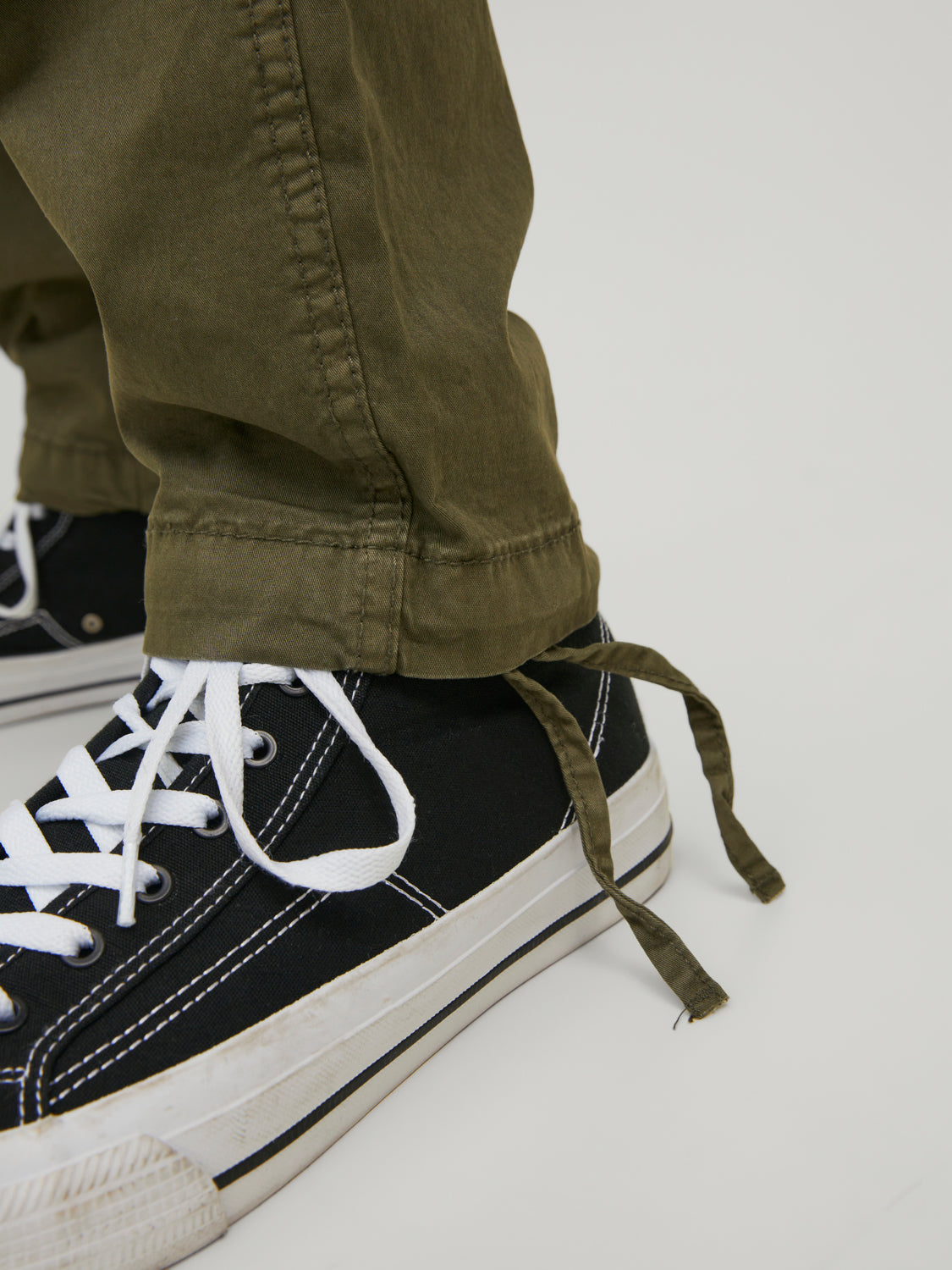 JPSTACE JJTUCKER AMA NOOS - Olive Night